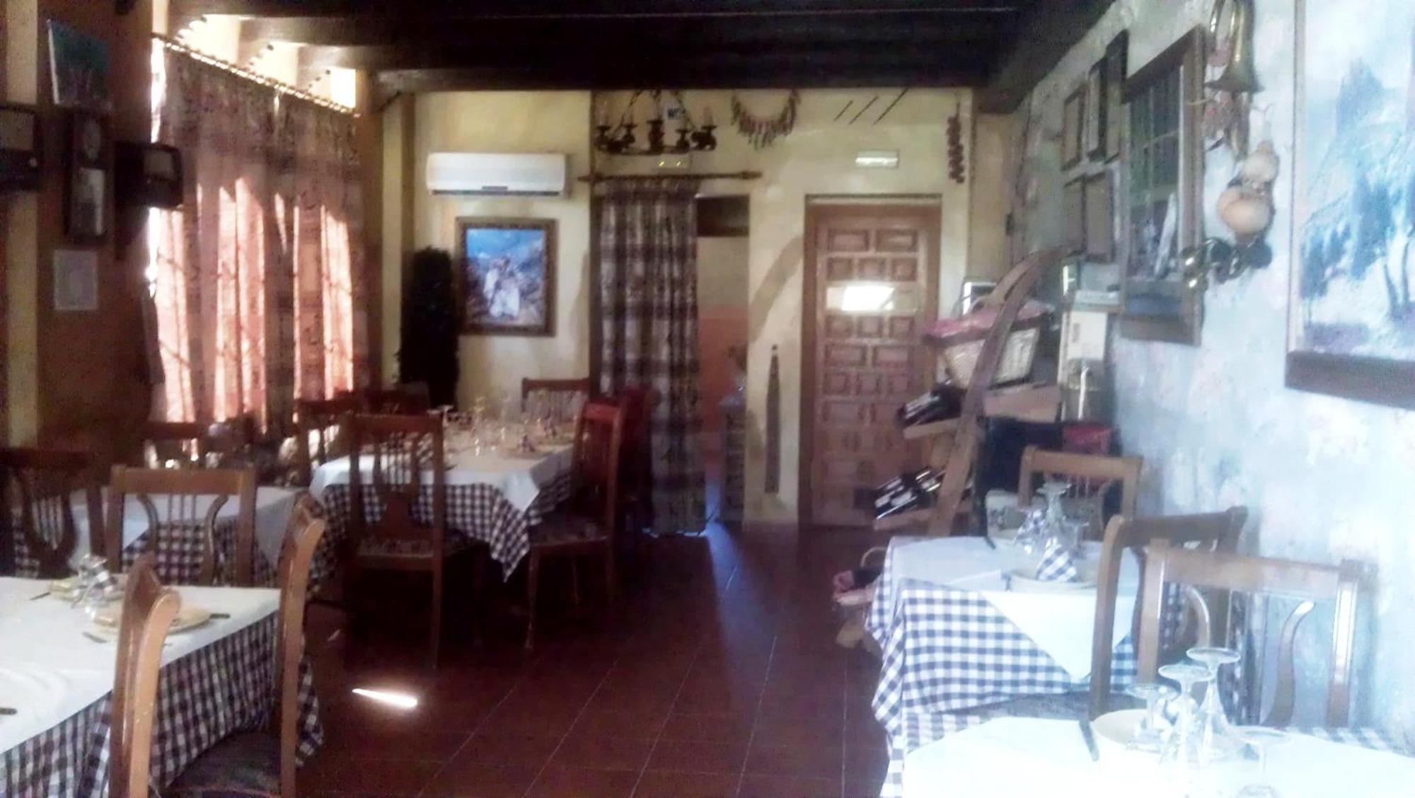 Alojamiento Rural La Caseria De Piedra Restaurante Jaén Esterno foto