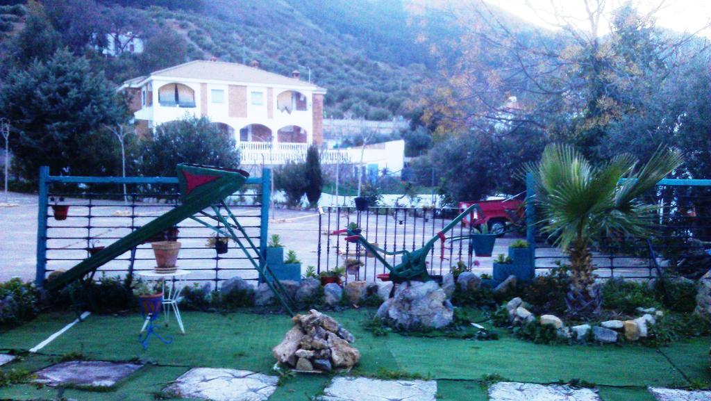 Alojamiento Rural La Caseria De Piedra Restaurante Jaén Esterno foto